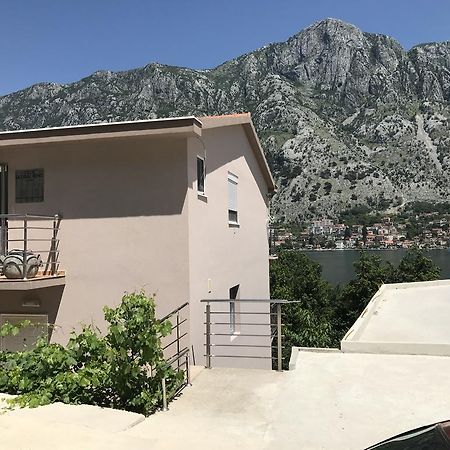 Apartmani Cuce Kotor Exterior photo